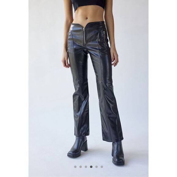 NWT Urban Outfitters Alexa Faux Leather Moto Pant size 0 - Picture 8 of 8